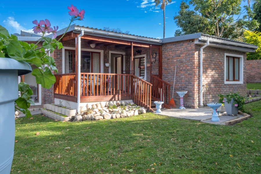 3 Bedroom Property for Sale in Heatherlands Western Cape